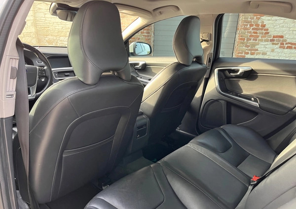 Volvo S60 cena 65500 przebieg: 104000, rok produkcji 2017 z Lublin małe 497